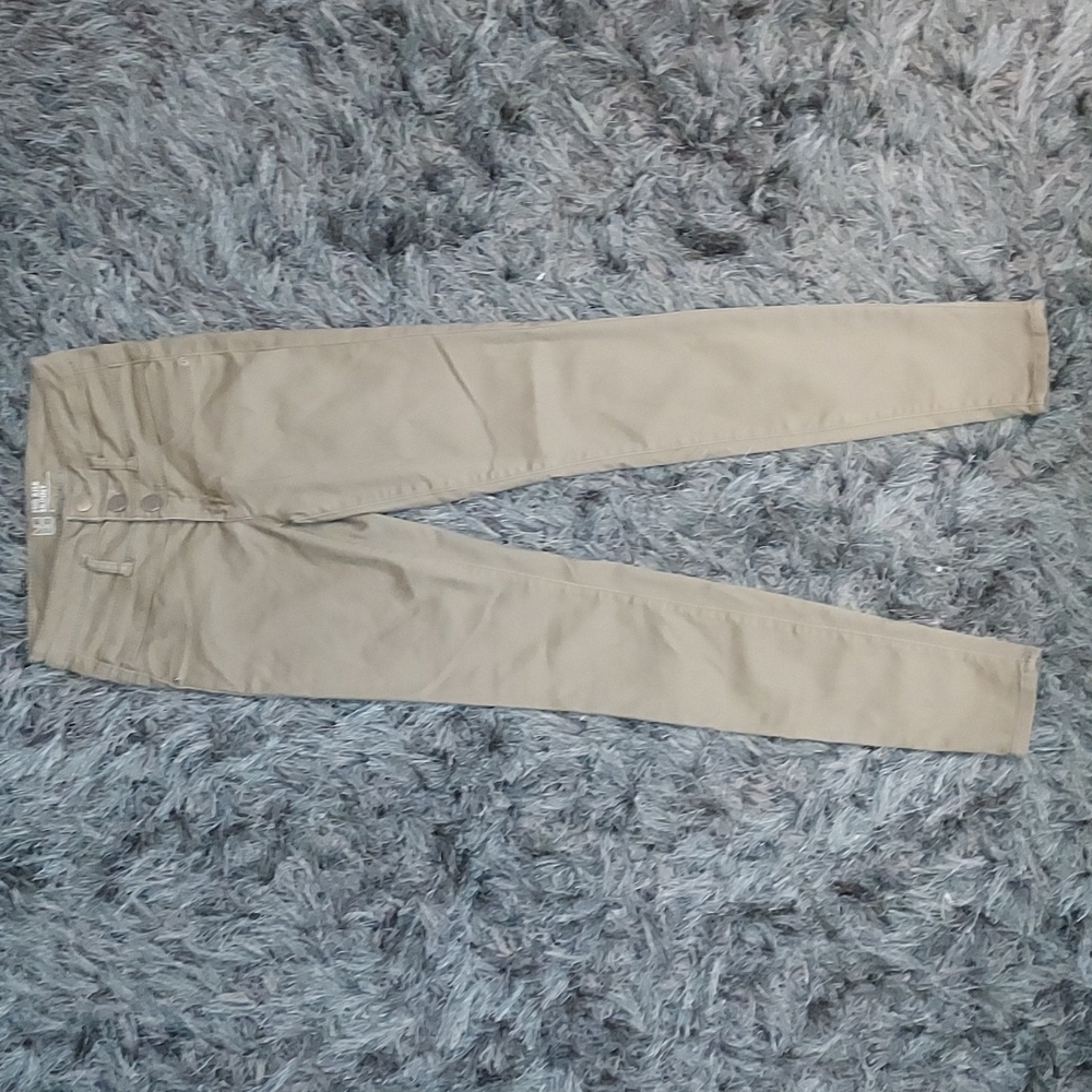 No Boundaries Mid-Rise Khaki Skinny Pants Size 3